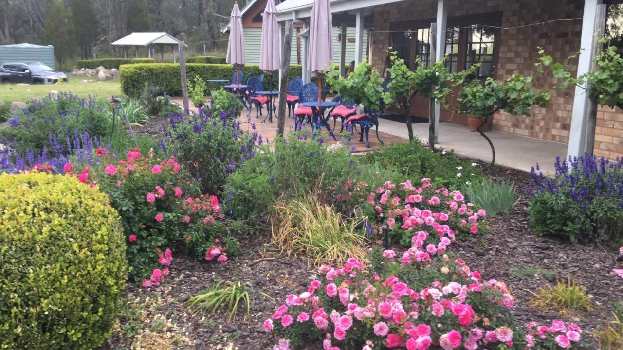 Girraween Country Inn Ballandean Exteriör bild